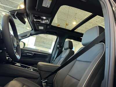 2026 Chevrolet Tahoe, $81335.0. Photo 8