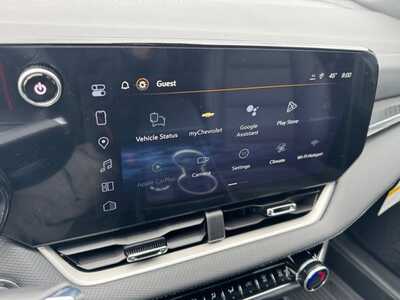2026 Chevrolet Equinox, $33170. Photo 2