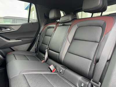 2026 Chevrolet Equinox, $36440.0. Photo 8