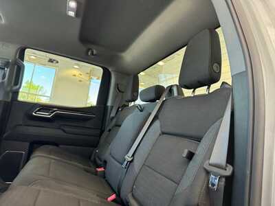2024 GMC 1500 Crew Cab, $39999. Photo 11