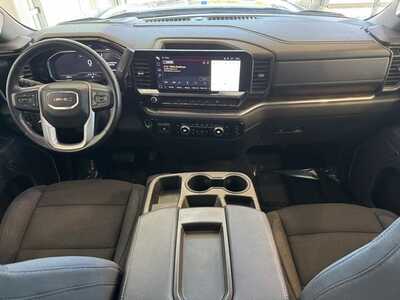 2024 GMC 1500 Crew Cab, $39999. Photo 7