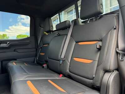 2023 GMC 1500 Crew Cab, $48695. Photo 8