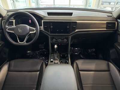 2023 Volkswagen Atlas, $32499. Photo 7