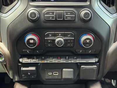 2019 Chevrolet 1500 Crew Cab, $29695. Photo 11