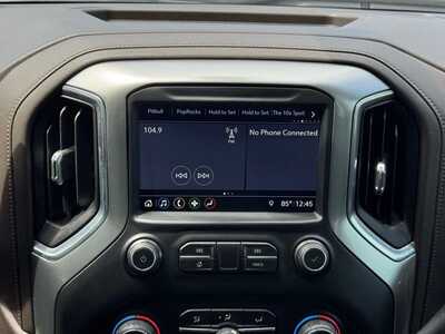 2019 Chevrolet 1500 Crew Cab, $29695. Photo 3