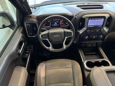 2019 Chevrolet 1500 Crew Cab, $29695. Photo 5