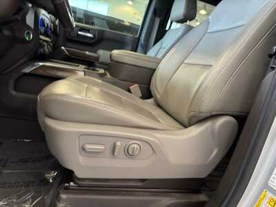 2019 Chevrolet 1500 Crew Cab, $29695. Photo 7