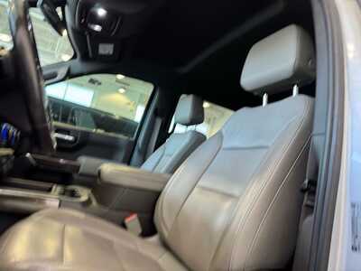 2019 Chevrolet 1500 Crew Cab, $29695. Photo 8