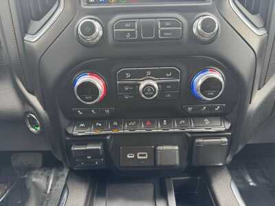 2021 GMC 1500 Crew Cab, $33695. Photo 12