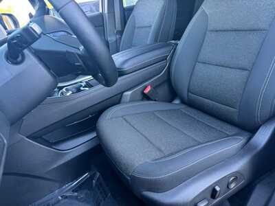 2026 Chevrolet Traverse, $41999. Photo 5