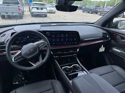 2026 Chevrolet Traverse, $52470.0. Photo 12