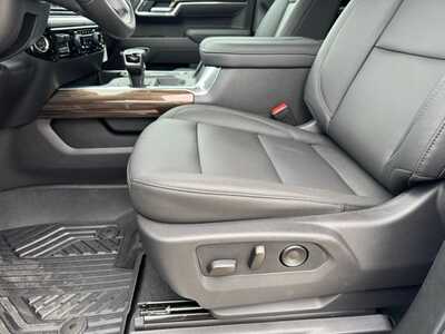 2026 Chevrolet 1500 Crew Cab, $60790.0. Photo 5