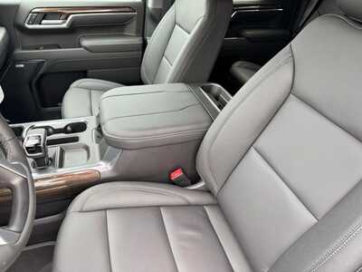 2026 Chevrolet 1500 Crew Cab, $60790.0. Photo 6