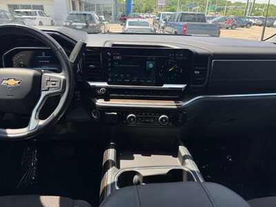 2024 Chevrolet 3500 Crew Cab, $55295. Photo 2