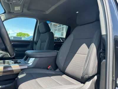 2024 Chevrolet 3500 Crew Cab, $55295. Photo 6
