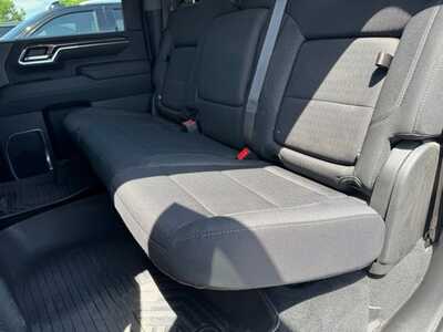 2024 Chevrolet 3500 Crew Cab, $55295. Photo 7