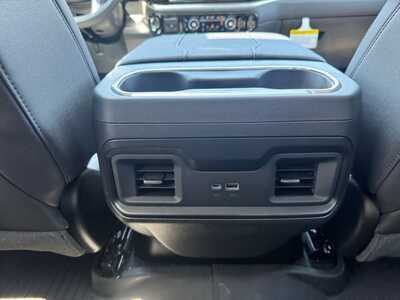 2026 Chevrolet 1500 Crew Cab, $65715. Photo 9