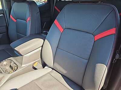 2026 Chevrolet Colorado Crew Cab, $46610. Photo 8