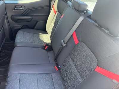 2026 Chevrolet Colorado Crew Cab, $44635.0. Photo 8