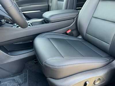 2026 Chevrolet Traverse, $48155.0. Photo 5