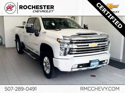 2022 Chevrolet 3500 Crew Cab, $58999. Photo 1
