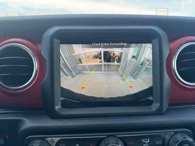 2020 Jeep Wrangler Unlimited, $23999. Photo 3
