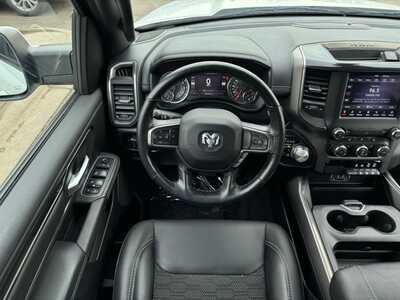 2020 RAM 1500 Crew Cab, $32999. Photo 5