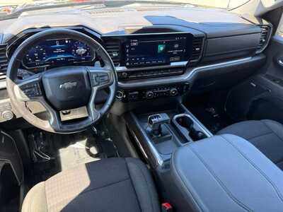2023 Chevrolet 1500 Crew Cab, $39995. Photo 12