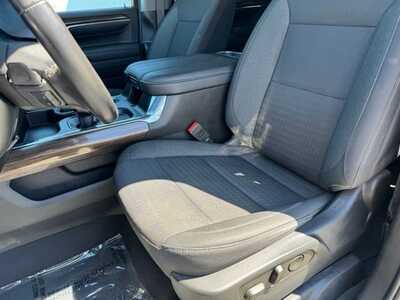 2023 Chevrolet 1500 Crew Cab, $39995. Photo 5
