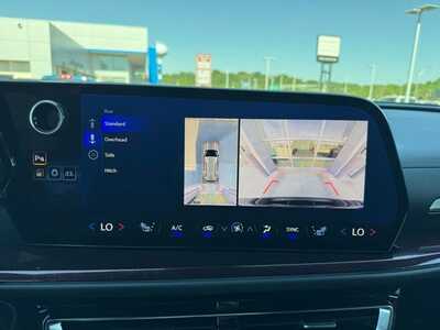 2024 Chevrolet Traverse, $41995. Photo 4
