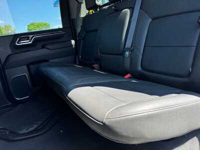 2024 Chevrolet 3500 Crew Cab, $59999. Photo 7