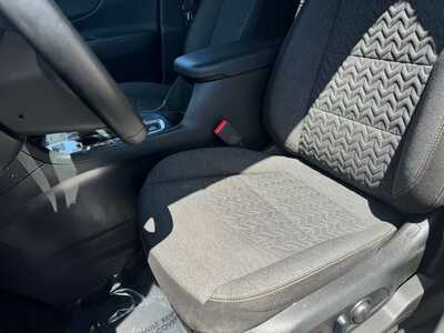 2024 Chevrolet Equinox, $20895. Photo 4