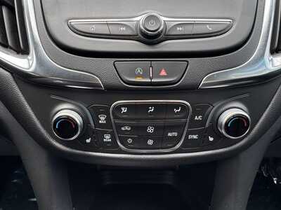 2024 Chevrolet Equinox, $20894. Photo 12
