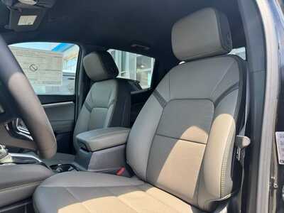 2026 Chevrolet Colorado Crew Cab, $50720.0. Photo 6
