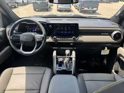 2026 Chevrolet Colorado Crew Cab, $50720.0. Photo 9