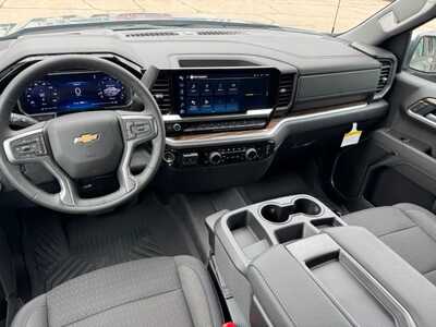 2026 Chevrolet 1500 Crew Cab, $51820. Photo 11