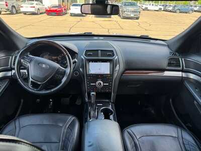 2018 Ford Explorer, $18795. Photo 10