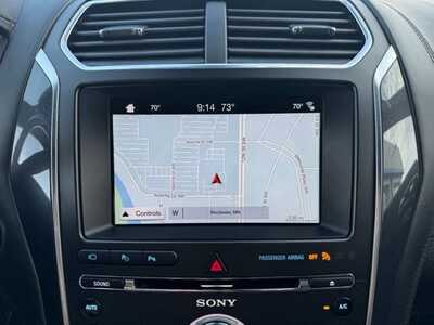 2018 Ford Explorer, $18795. Photo 3