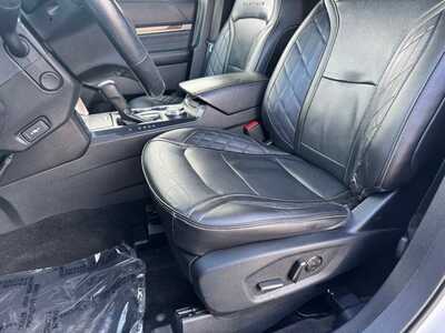 2018 Ford Explorer, $18795. Photo 5