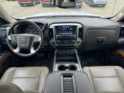 2018 GMC 1500 Crew Cab, $30899. Photo 9