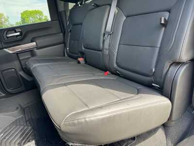 2020 Chevrolet 3500 Crew Cab, $47775. Photo 7