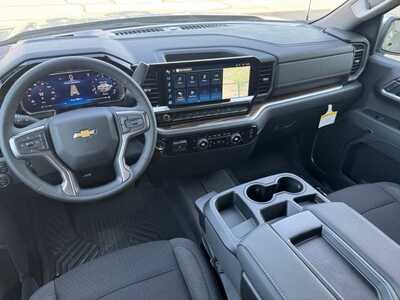 2026 Chevrolet 1500 Crew Cab, $52170.0. Photo 11
