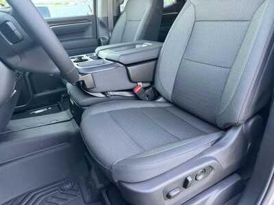 2026 Chevrolet 1500 Crew Cab, $52170.0. Photo 5
