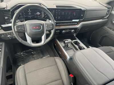2024 GMC Sierra 1500, $46299. Photo 9