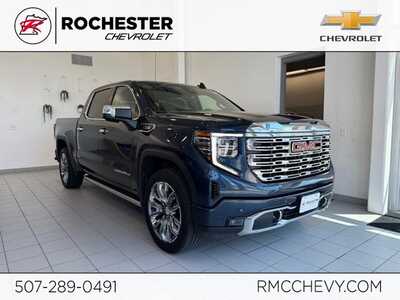 2023 GMC 1500 Crew Cab, $42895. Photo 1