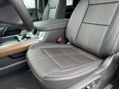 2026 Chevrolet 3500 Crew Cab, $87295.0. Photo 5