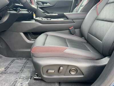2026 Chevrolet Equinox, $37840.0. Photo 5