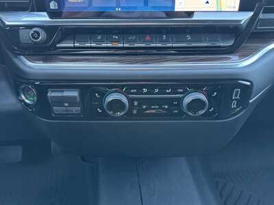 2026 Chevrolet 3500 Crew Cab, $62990.0. Photo 12
