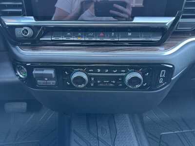 2026 Chevrolet 1500 Crew Cab, $52890.0. Photo 12