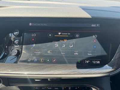 2021 Buick Envision, $18999. Photo 3